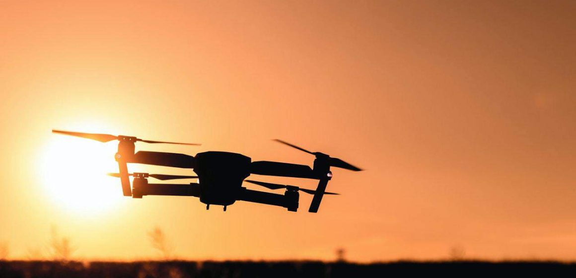 Jakie technologiczne rozwiązania oferują drony?