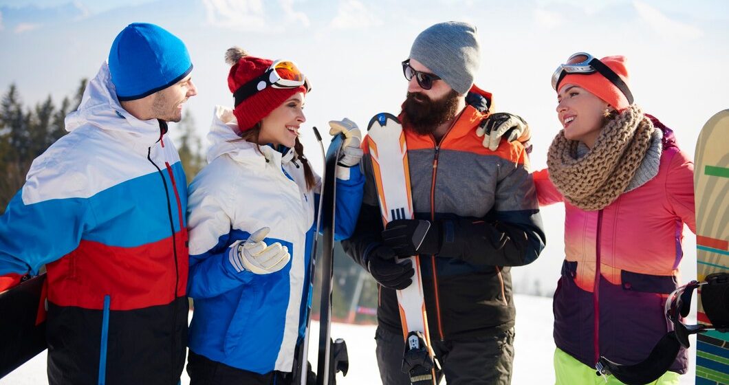 Porady na udany wyjazd narciarski dla początkujących – jak przygotować się do pierwszej zimowej przygody?