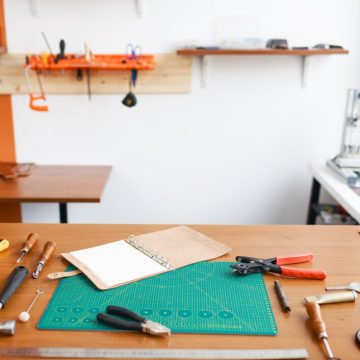 Jak wybrać odpowiednie narzędzia do samodzielnego montażu zestawów DIY dostępnych w sklepie internetowym sklep.avt.pl?